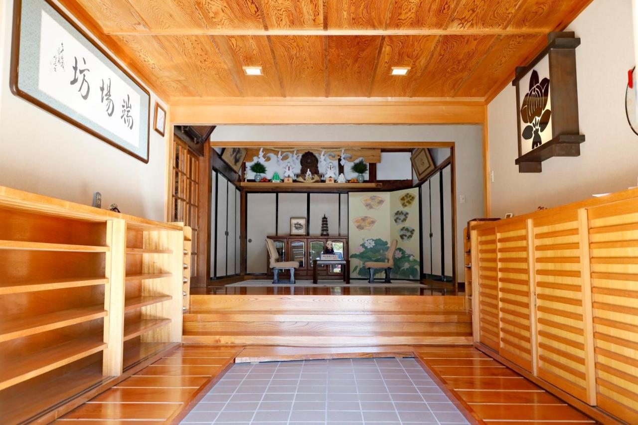 宿坊 端場坊｜Temple Hotel Habanobo Minobu Exterior foto